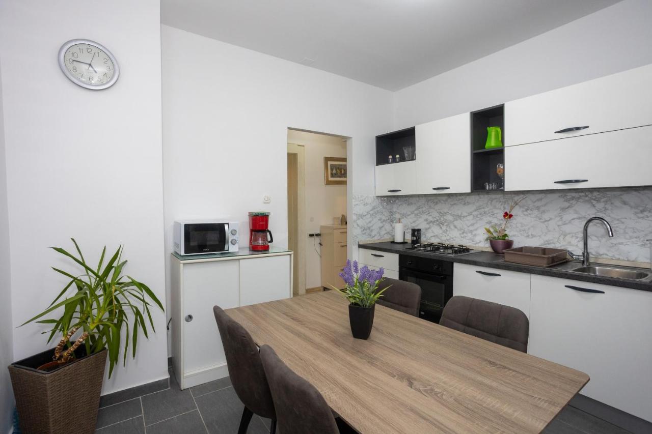 Apartman Toni Split Bagian luar foto